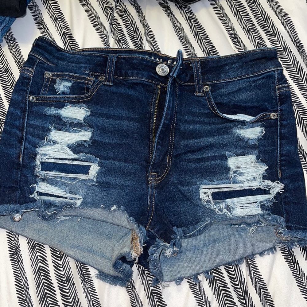 American Eagle Hi-Rise Shortie